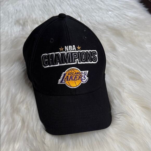 NBA Champions Los Angeles Lakers Black Hat - Picture 1 of 7